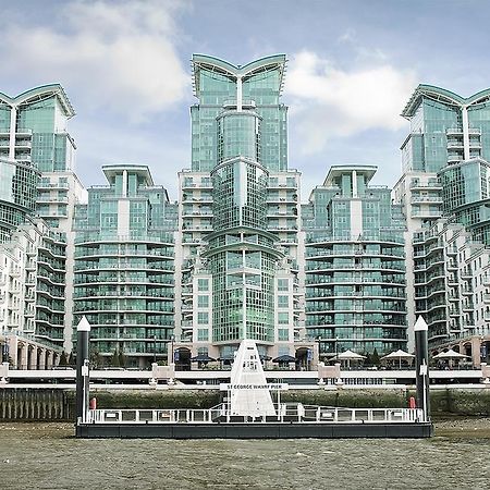 St George Wharf Londen Buitenkant foto