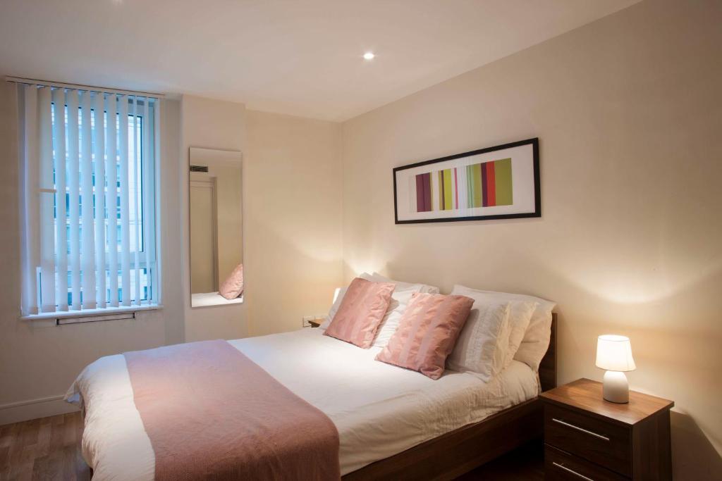 St George Wharf Londen Kamer foto